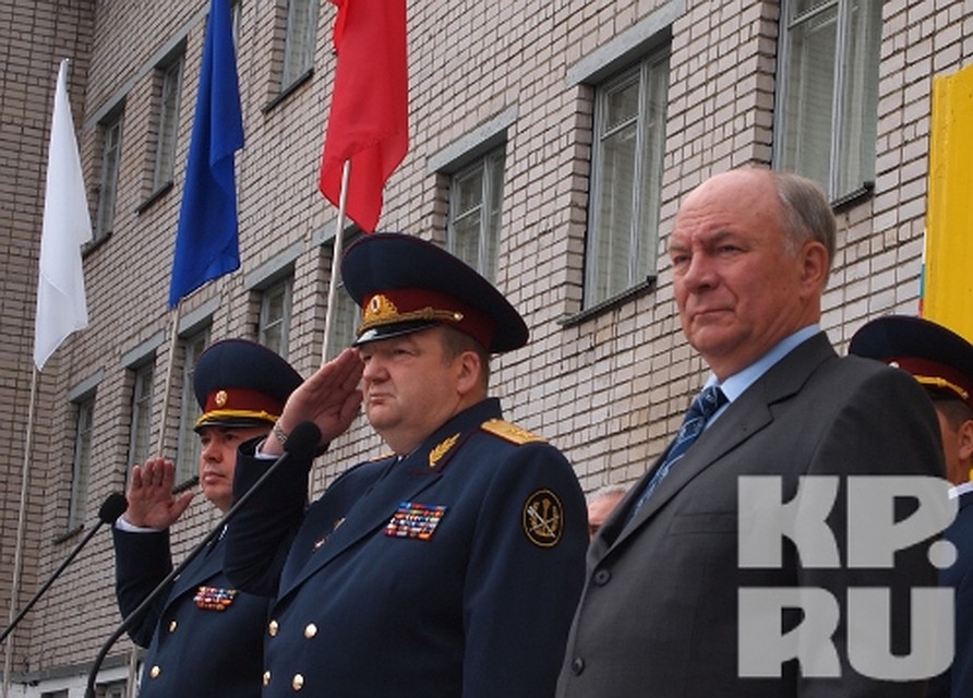 ВИПЭ стал первым подразделением Федеральной системы исполнения наказания, которому вручили собственное Знамя