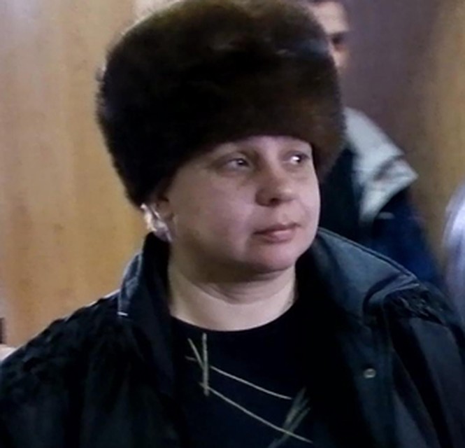 Мать обвиняемой Ольга Добржанская по-прежнему возмущена ходом судебного заседания.