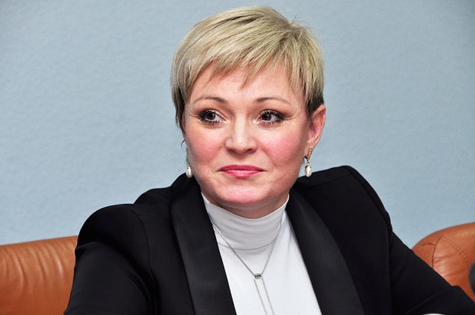 Сразу после Дмитриенко с прессой пообщалась Марина Ковтун. Фото: Елена КОВАЛЕНКО