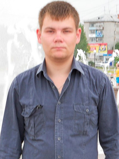 Маевский Максим Александрович - 17.02.1988 г.р., инспектор ГИБДД Серова.