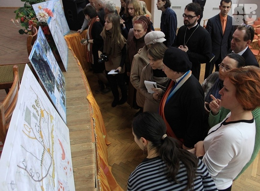 На слушанияз гродненцы могли ознакомиться с проектом благоустройства парка