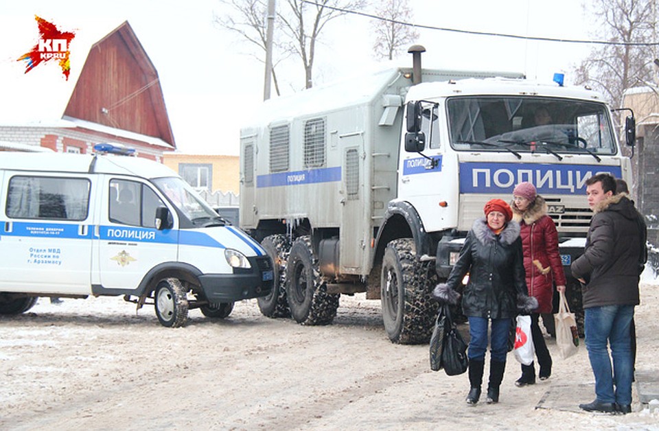 Улицы города Арзамас патрулирует несколько нарядов полиции и ОМОН. Фото: Роман ИГНАТЬЕВ