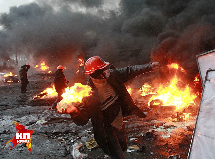 Но чем больше агрессии показывает майдан, чем больше драк, которые мы сейчас видим по телевизору, тем больше люди этого пугаются Фото: REUTERS