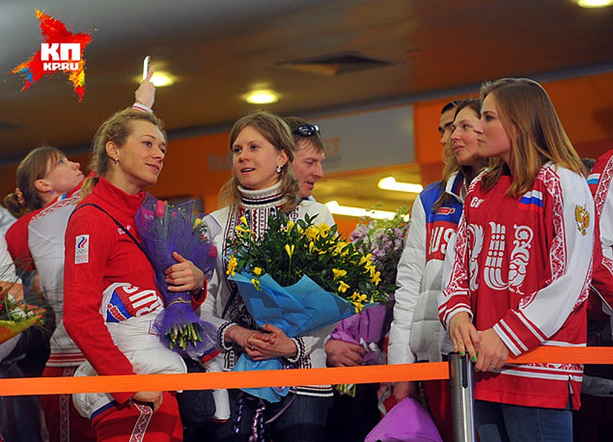 Олимпийская сборная России этим вечером прилетела в столицу Фото: Евгения ГУСЕВА
