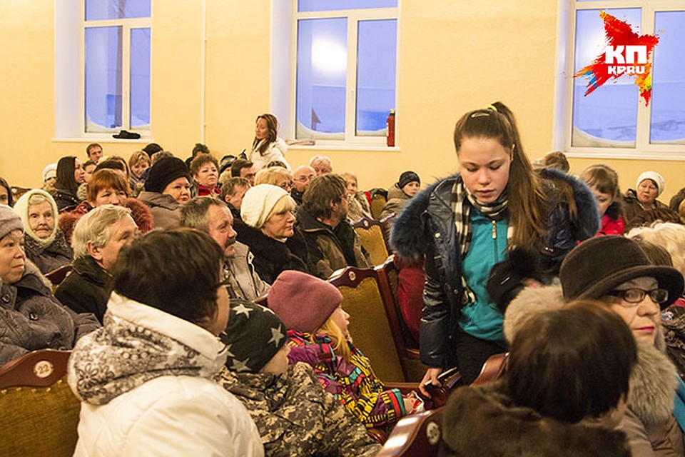 Детей без сопровождения взрослых из зала попросили удалиться. Рейтинг у ленты 18+. Фото: Мария ПАШЕНКОВА