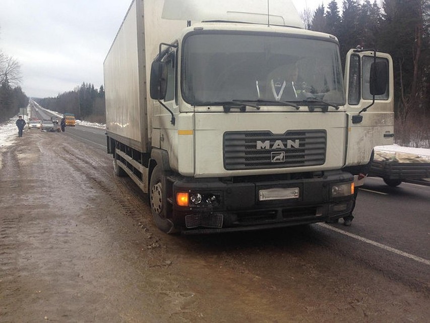 Авария произошла 1 апреля днем под Вышним Волочком. Фото: ГИБДД по Тверской области
