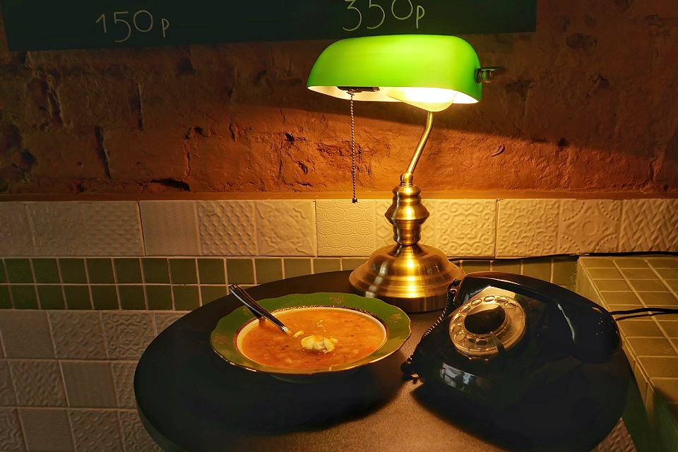 Ленинградский рассольник в «Чижике-пыжике», прибалтийский дух в «Комнате отдыха» и пельмени с крабом в ГорБуфете «Пельменная»