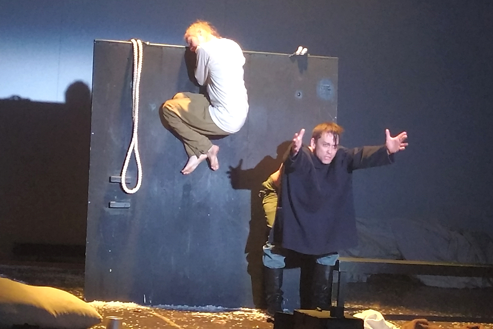 Рецензия на спектакль «Сорок первый» Губернского театра: история любви двух врагов