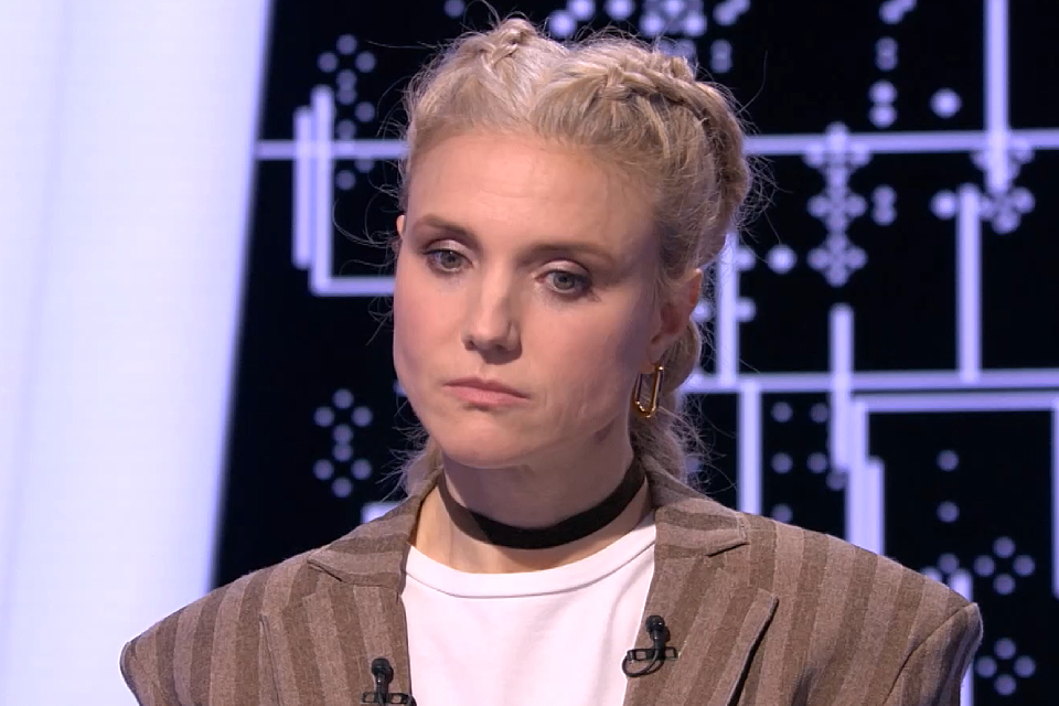 Восемь участников «Фабрики звезд» рассказали о своих тайнах и драмах в «Секрет на миллион»