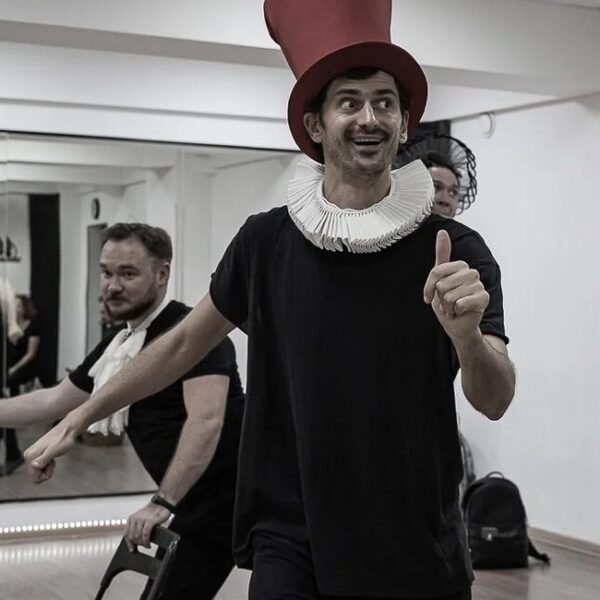 Спектакль «Хозяйка гостиницы» в Театре в Хамовниках