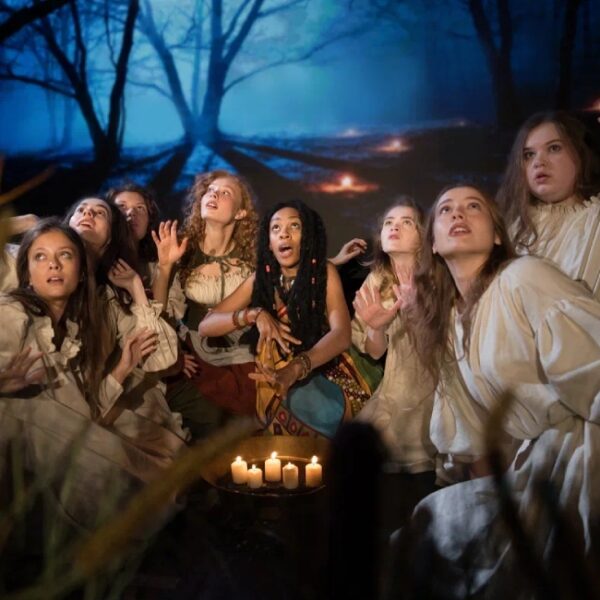 Спектакль «Салемские ведьмы» в Театре на Трубной