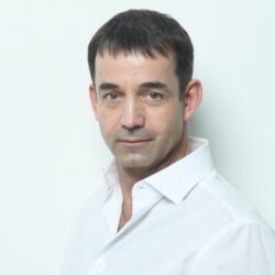 Концерт Дмитрия Певцова «60. Вера. Семья. Отечество»