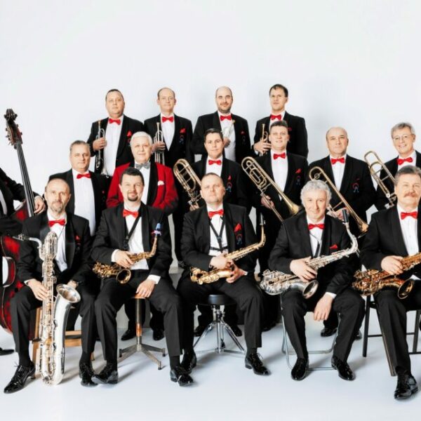 Концерт оркестра джазовой музыки имени Олега Лундстрема и Ани Чиповской