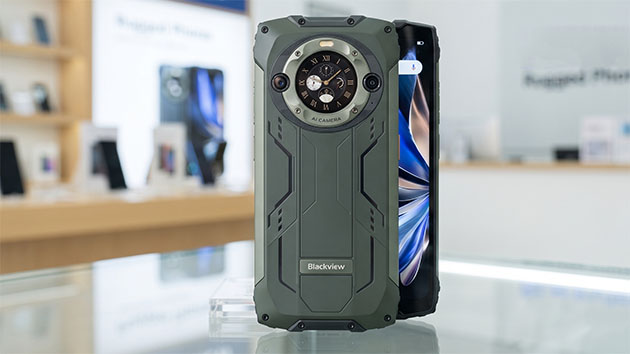 Blackview BV9300 Pro. Фото: Ян Ляпин / Нейросеть