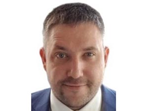 Роман Черников