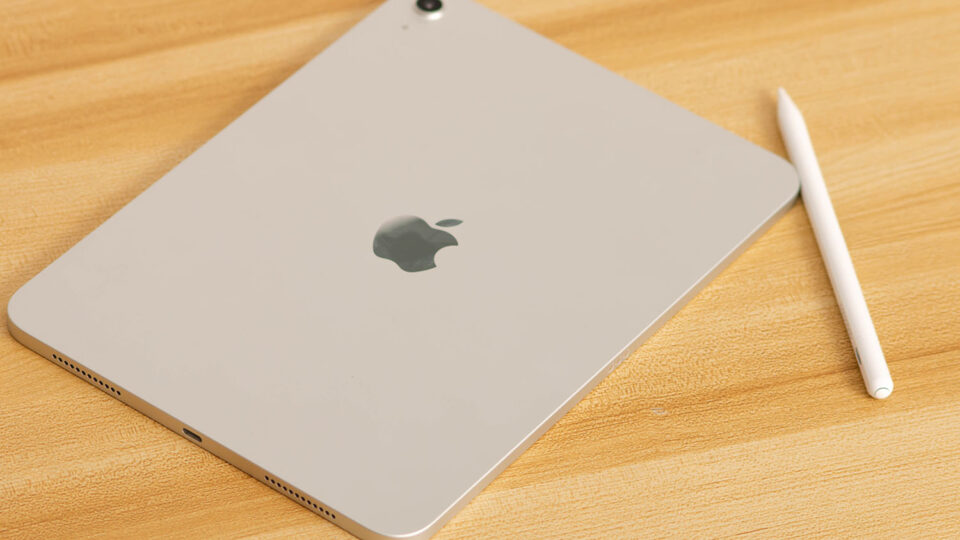 Apple iPad 2026 года совместим со стилусом. Фото: ridho try syahpitra / Shutterstock / Fotodom