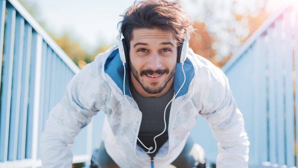 Поздравления с Днем физкультурника 2026