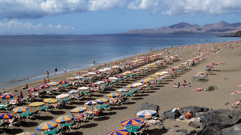 В туристических зонах могут ввести «зеленые» стандарты, чтобы спасти курорты от мусора