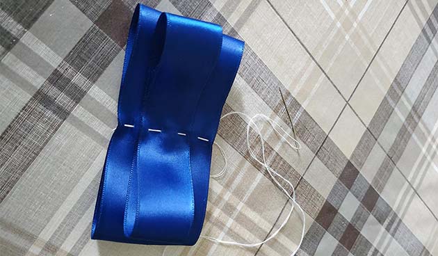 Бантик на резинке для волос