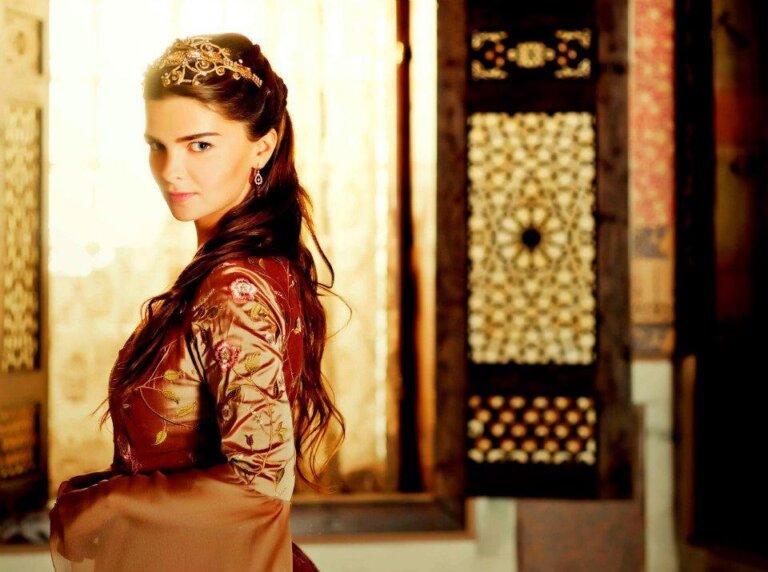 Михримах в великолепном веке картинки