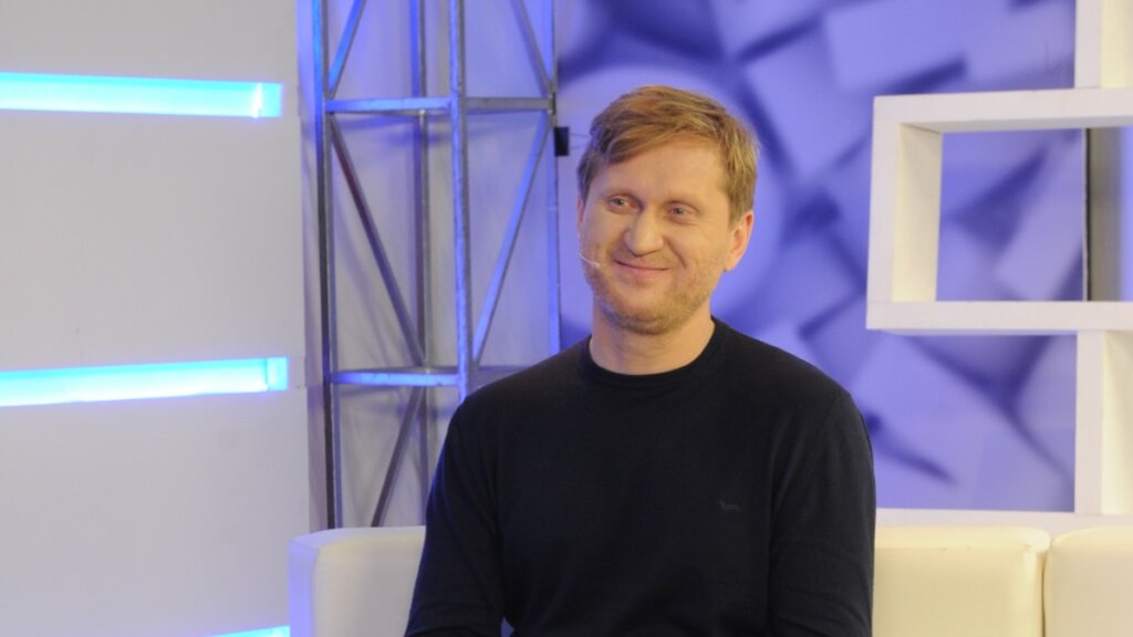 «Сил совершенно никаких нет»: Звезда «Уральских пельменей» Андрей Рожков рассказал об отношениях с коллегами