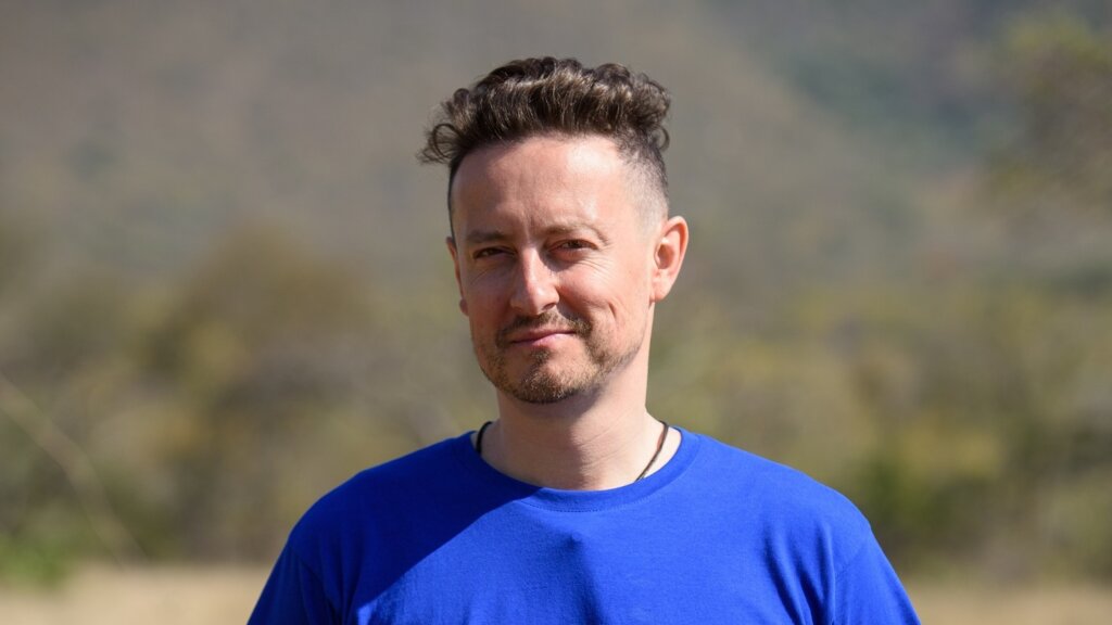 Стас Ярушин снова оказался в центре скандала на шоу «Звезды в Африке-3»