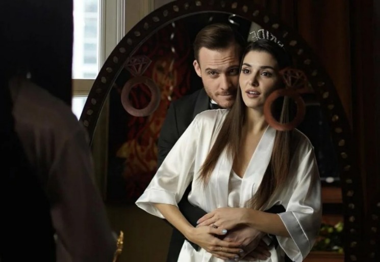 Керем Бюрсин не стал отрицать факт своего примирения с Ханде Эрчел