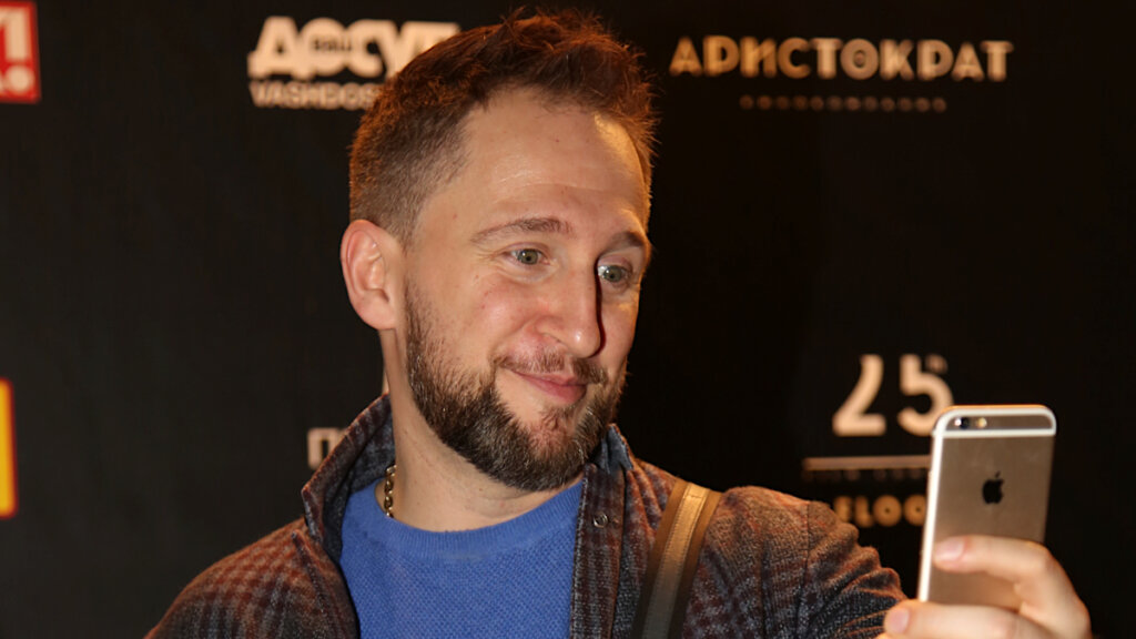 Оскар Кучера улетел отдыхать в Гоа на заминированном самолете