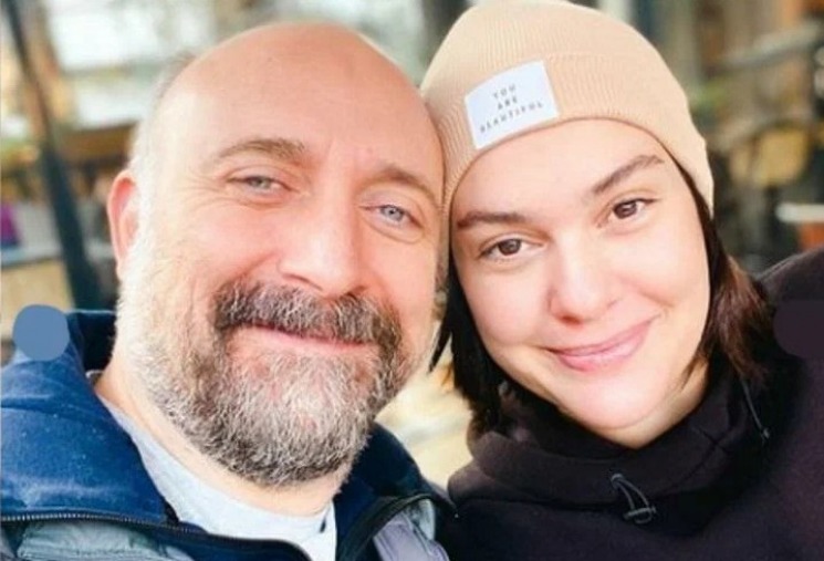 Бергюзар Корель получила кучу негатива от поклонников