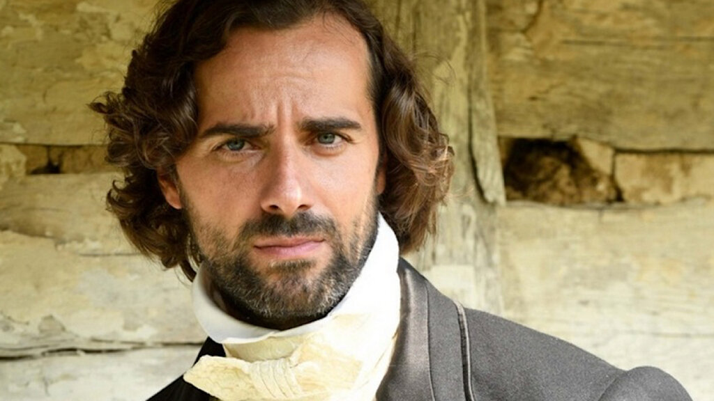 Работал моделью, всю жизнь любит одну женщину, гордится статусом многодетного отца: Как живет красавец-однолюб Максим Радугин