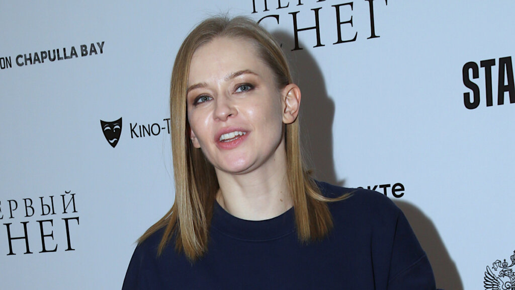 Юлия Пересильд сообщила печальную новость о маме