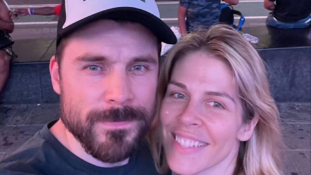 Сбежавшие из России актеры Маруся Зыкова и Евгений Морозов поженились в Калифорнии