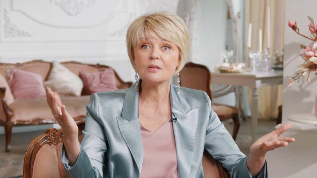 Сын Юлии Меньшовой с женой сбежал в Турцию