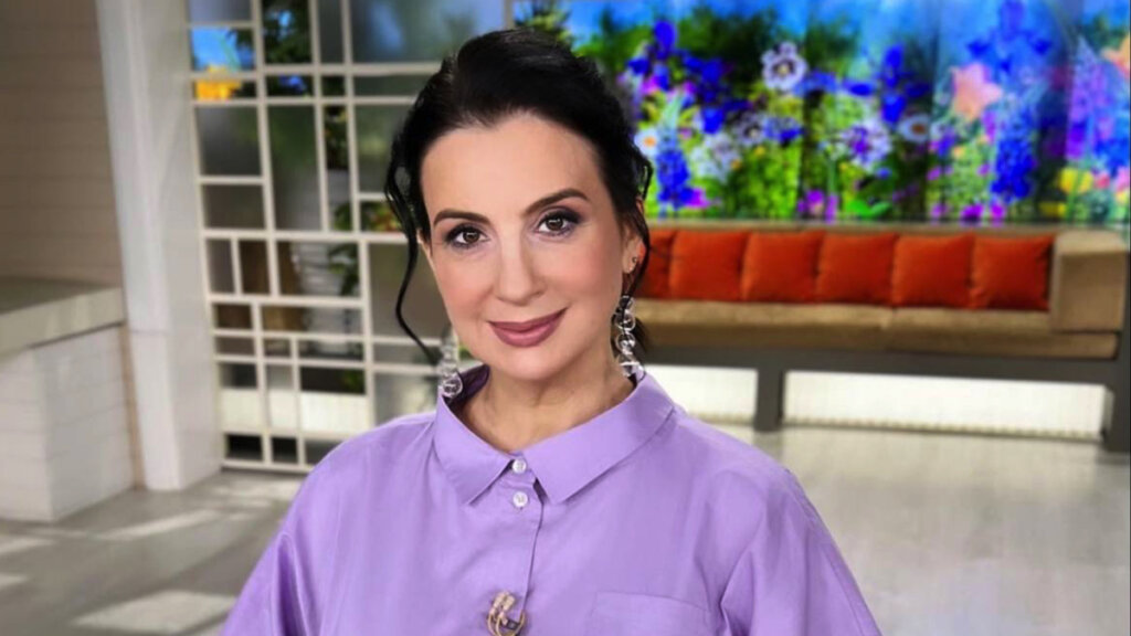 55-летняя Екатерина Стриженова предъявила младенца