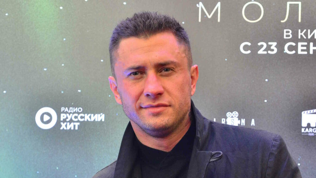 «Мне — детей, тебе — алименты»: Прилучный достал последний козырь