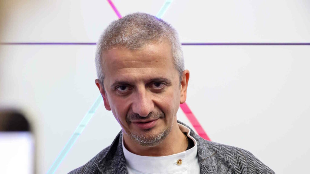 Муж Ксении Собчак Богомолов стыдится своей студенческой любви