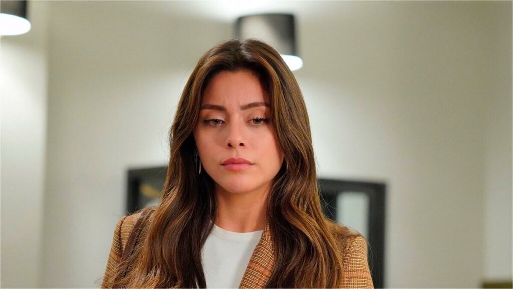 Описание 75 серии «Клюквенного щербета»: Пембе ушла, Доа грезит о Фатихе