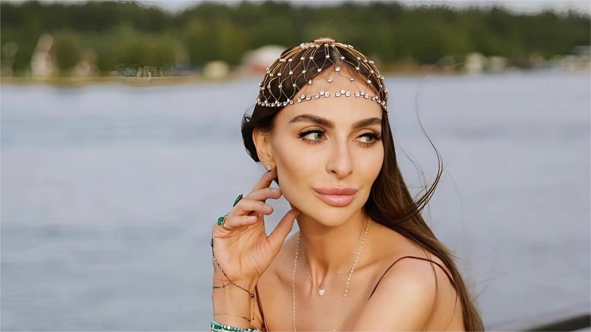 Екатерина Варнава порнографияда ойнады Екатерина Варнава порнографияда ойнады