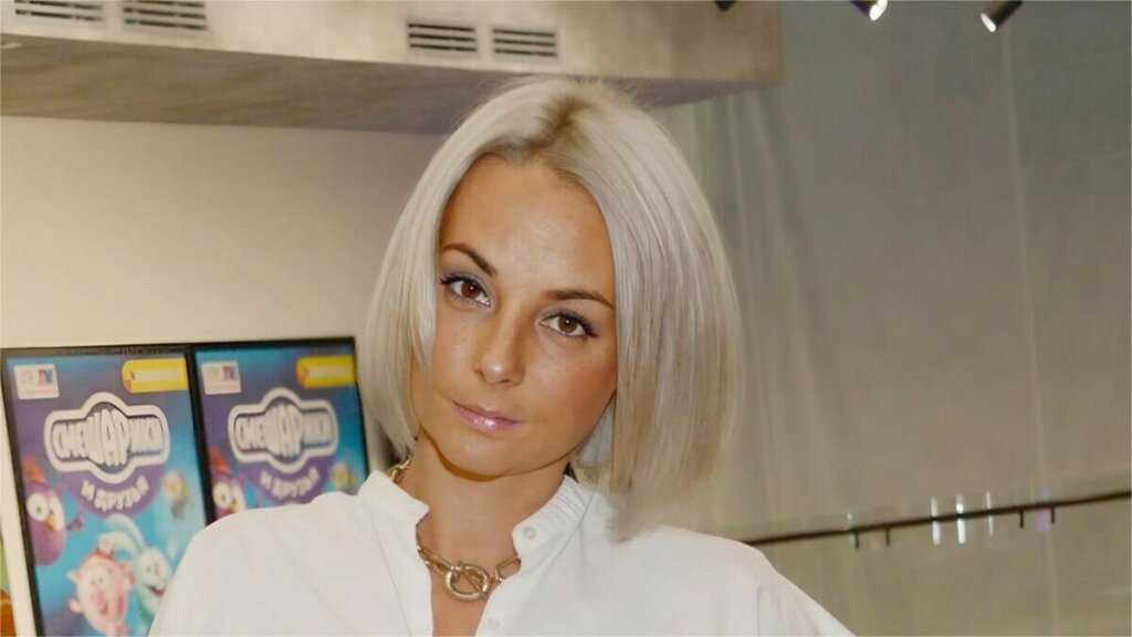 Жыныстық қатынастағы горилла Усинскіде жыныстық қатынас