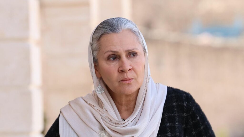 Прекрасная Гонджа Джиласун: Нищенка, ставшая королевой «Далекого города»