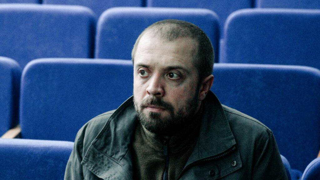Александр Ильин — король драмы. Вот 7 ролей, которые доказывают это