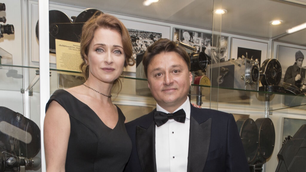 Екатерина Стулова и Максим Лагашкин показали 13-летнего сына из Франции