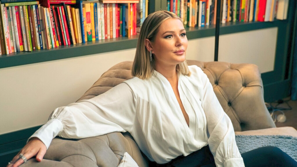 Мария Кожевникова вернулась в «Универ» 15 лет спустя