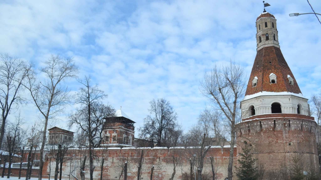 стена симонова монастыря