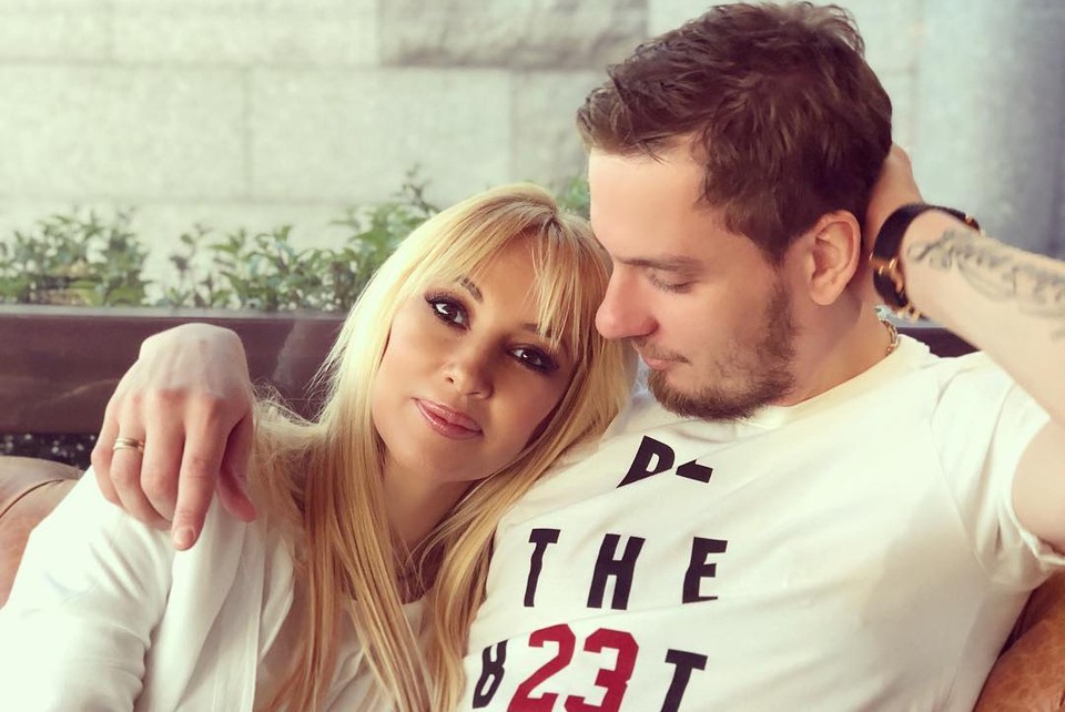 Лера Кудрявцева показала, как ее муж трудится в