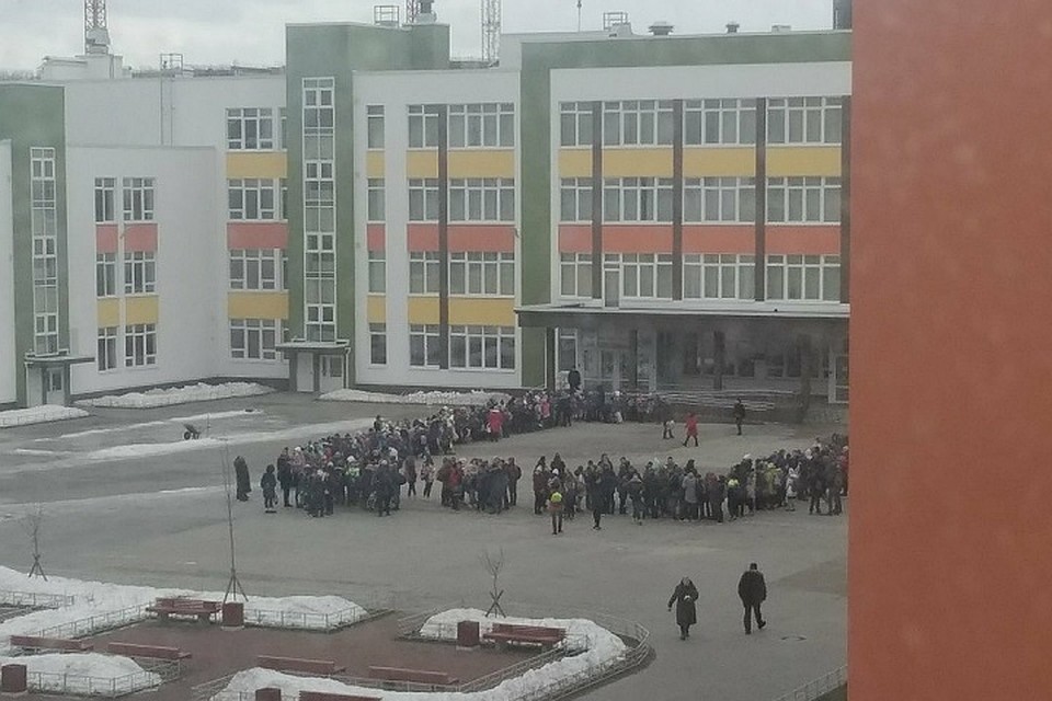 Школа 385 корпус 2. Школа 385 2 красносельского. Школа 385 корпус 2 солнечный город. Школа 385 2 красносельского. Школа 385 корпус 2 солнечный город.