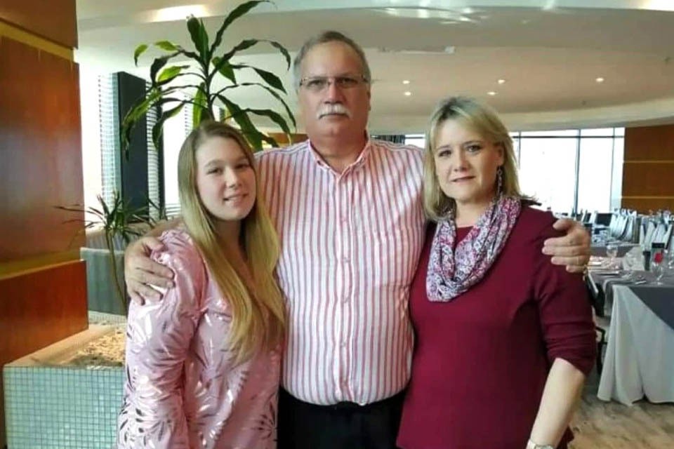 Невеста и вся ее семья умерли от коронавируса за несколько