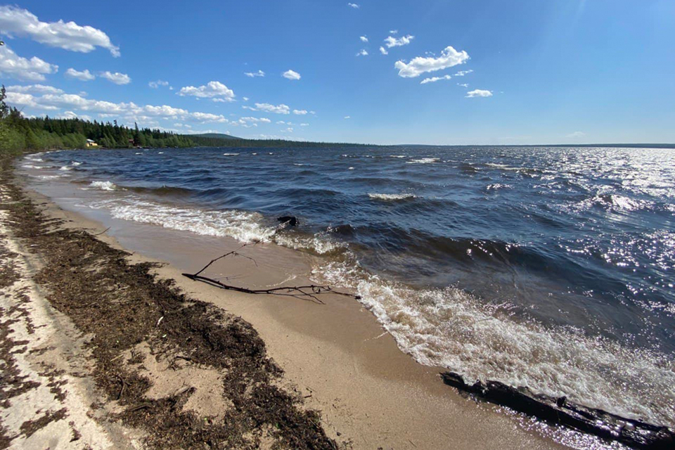 Жаркие дни в Мурманской области редкость, однако все же случаются.