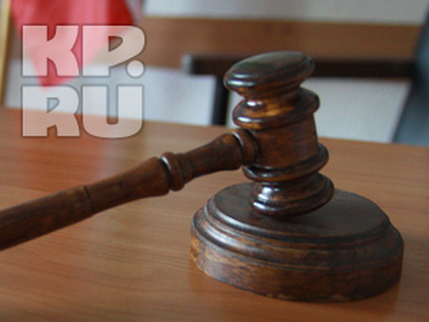 Начальник принудил сотрудницу к сексу, порно фильмы моя жена любит большие члены