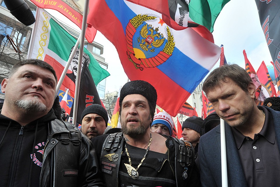 В парке Горького в Москве пройдет антимайдан В парке Горького в Москве пройдет антимайдан
